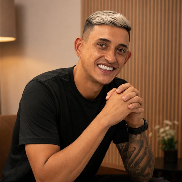 Matheus, comercial e relacionamento na Karkará